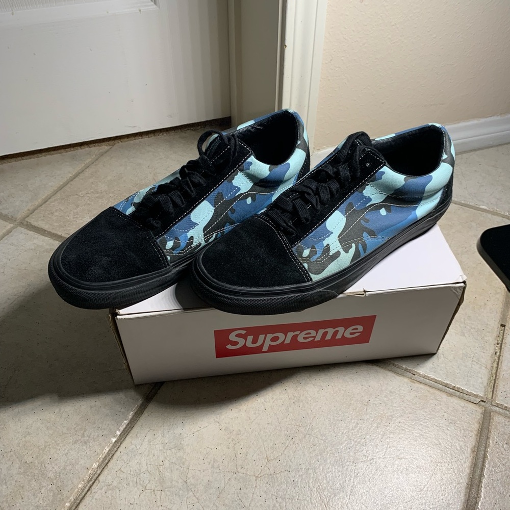 Supreme x Vans camo old skool